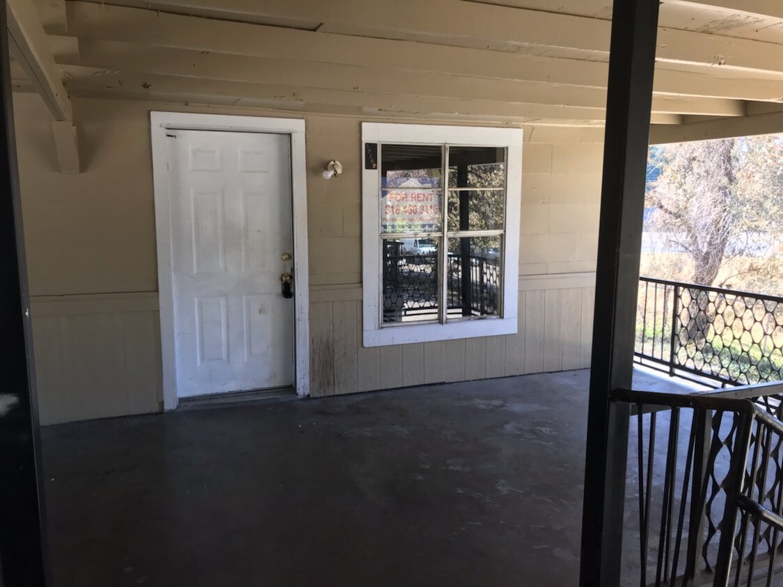 1714 S 6th St Unit F, Monroe, LA 71202 Room for Rent in Monroe, LA