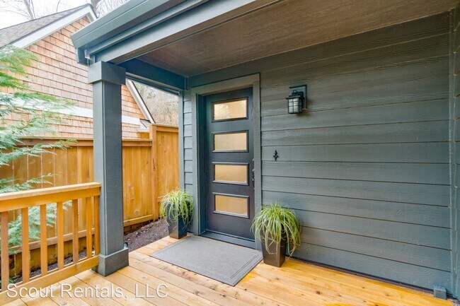 Building Photo - 4 br, 3 bath House - 1820 South Shore Blvd