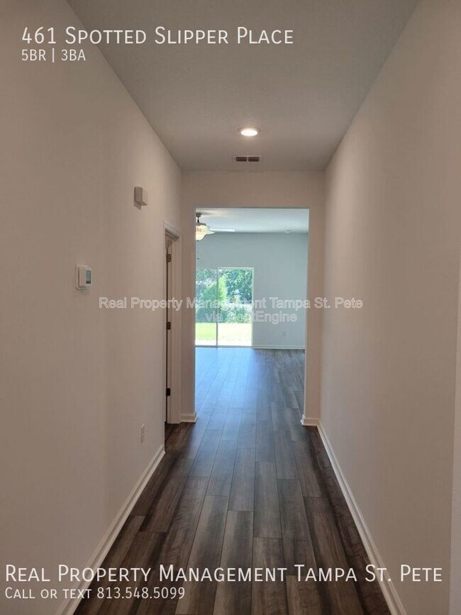 Foto del edificio - 461 Spotted Slipper Pl