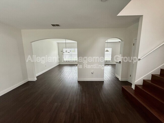 Building Photo - 608 Bluebill Ct