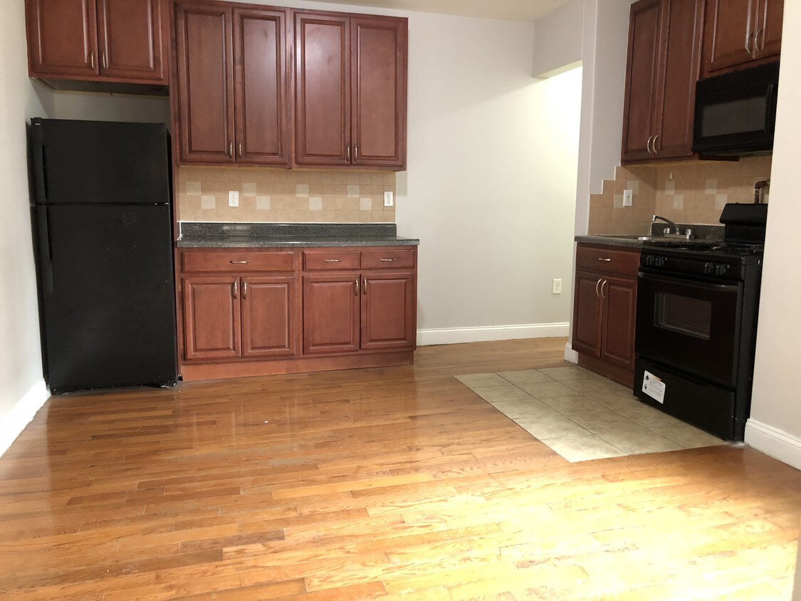 169 Manhattan Ave Unit 42, Jersey City, NJ 07307