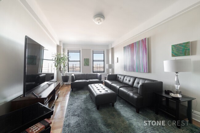 Building Photo - 290 Riverside Drive