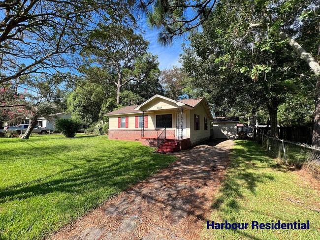 Building Photo - 3304 Anson Ct