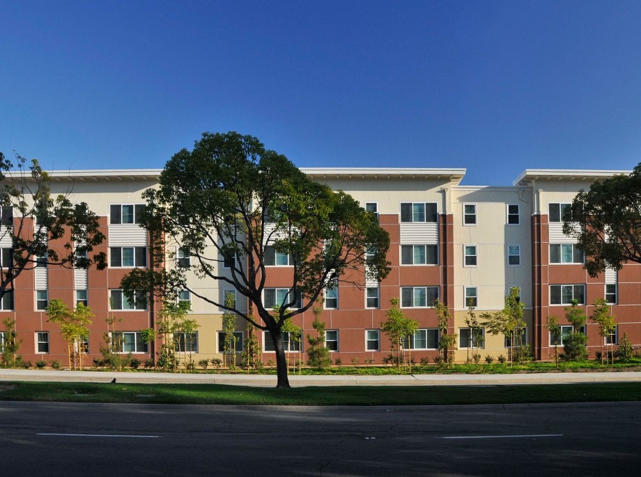 Primary Photo - 10000 Adobe Cir S