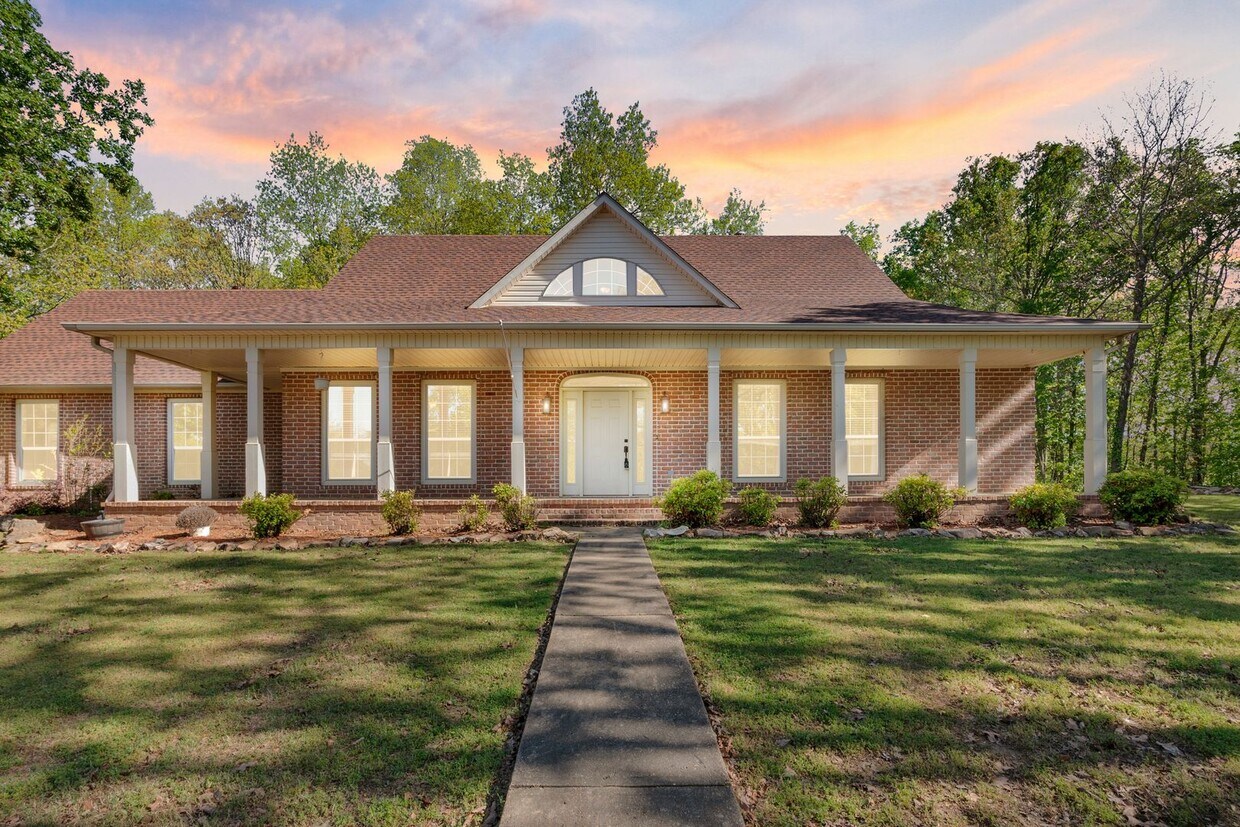 1990 Holmes Rd, Searcy, AR 72143 House Rental in Searcy, AR