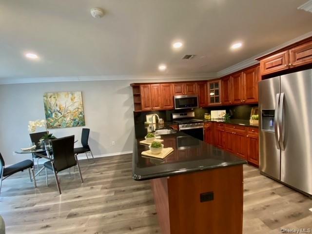 Foto del edificio - 24 Neal Path