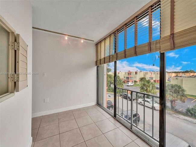 Building Photo - 9420 W Flagler St