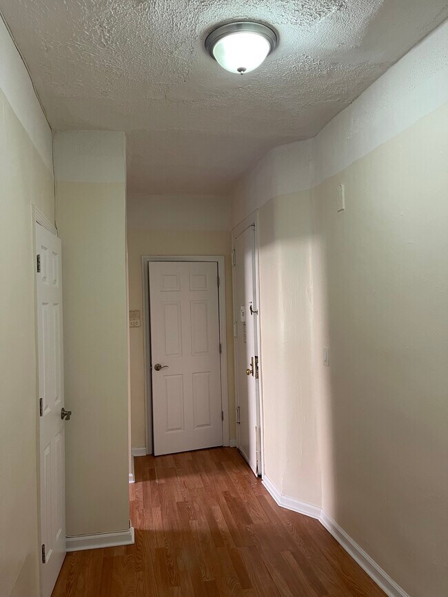 Foto del edificio - 523 W 187th St