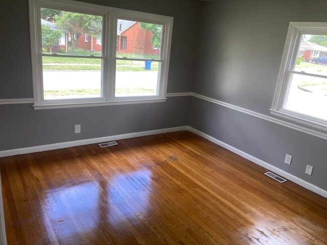 Foto del edificio - 2204 Winterberry Dr
