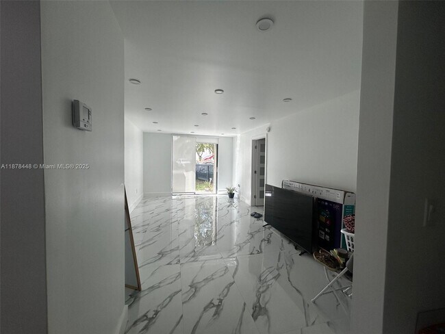 Building Photo - 2055 SW 122nd Ave