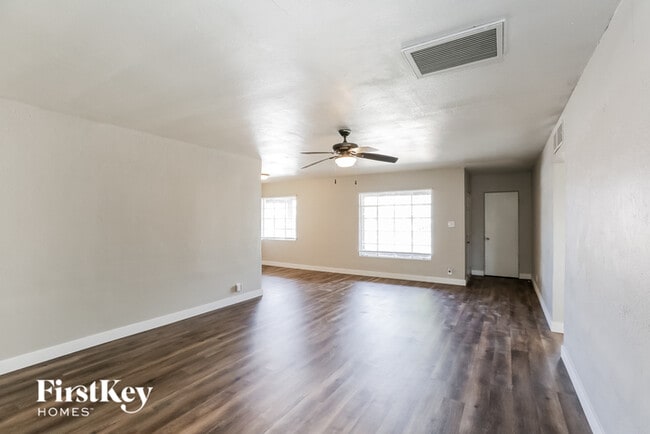 Foto del edificio - 2041 W Georgia Ave