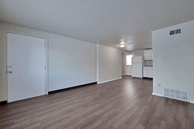 Foto del edificio - 2 Bedroom Affordable Housing Apartment