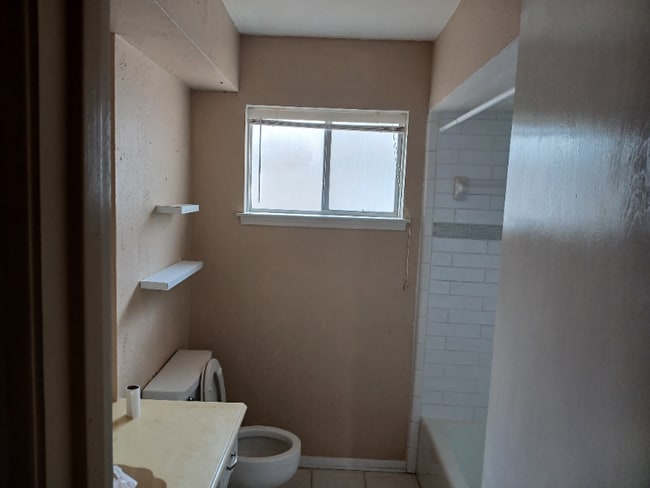 Building Photo - 4414 Navajo St