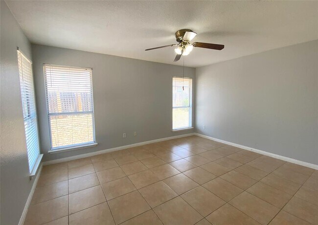 Foto del edificio - 2308 Wright Cir