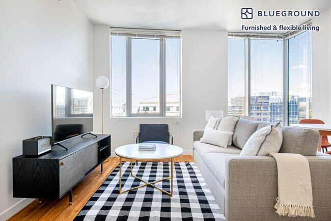 Foto del edificio - 288 106th Ave NE