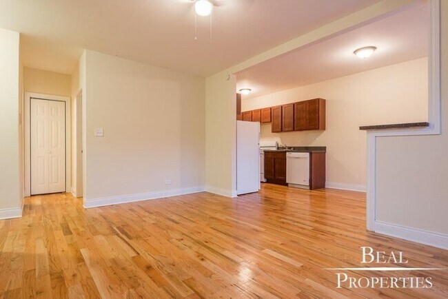 Foto del edificio - 1 bedroom in CHICAGO IL 60657