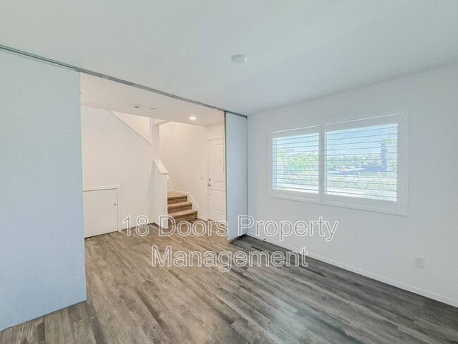 Foto del edificio - 1038 Cooper Pl