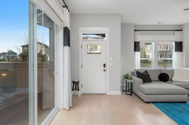 Foto del edificio - Modern Comfort Meets Timeless Style in the...