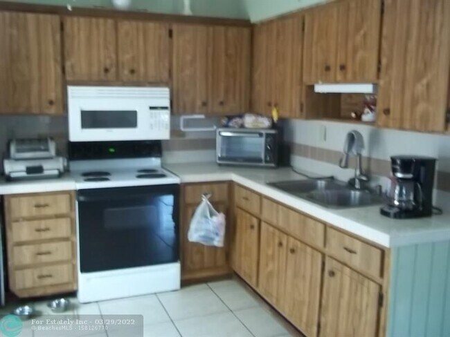 Foto del edificio - 2114 McKinley St