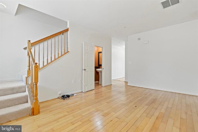 Building Photo - 1520 Tubman Rd SE