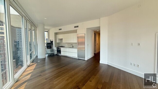 Building Photo - East 44th Street