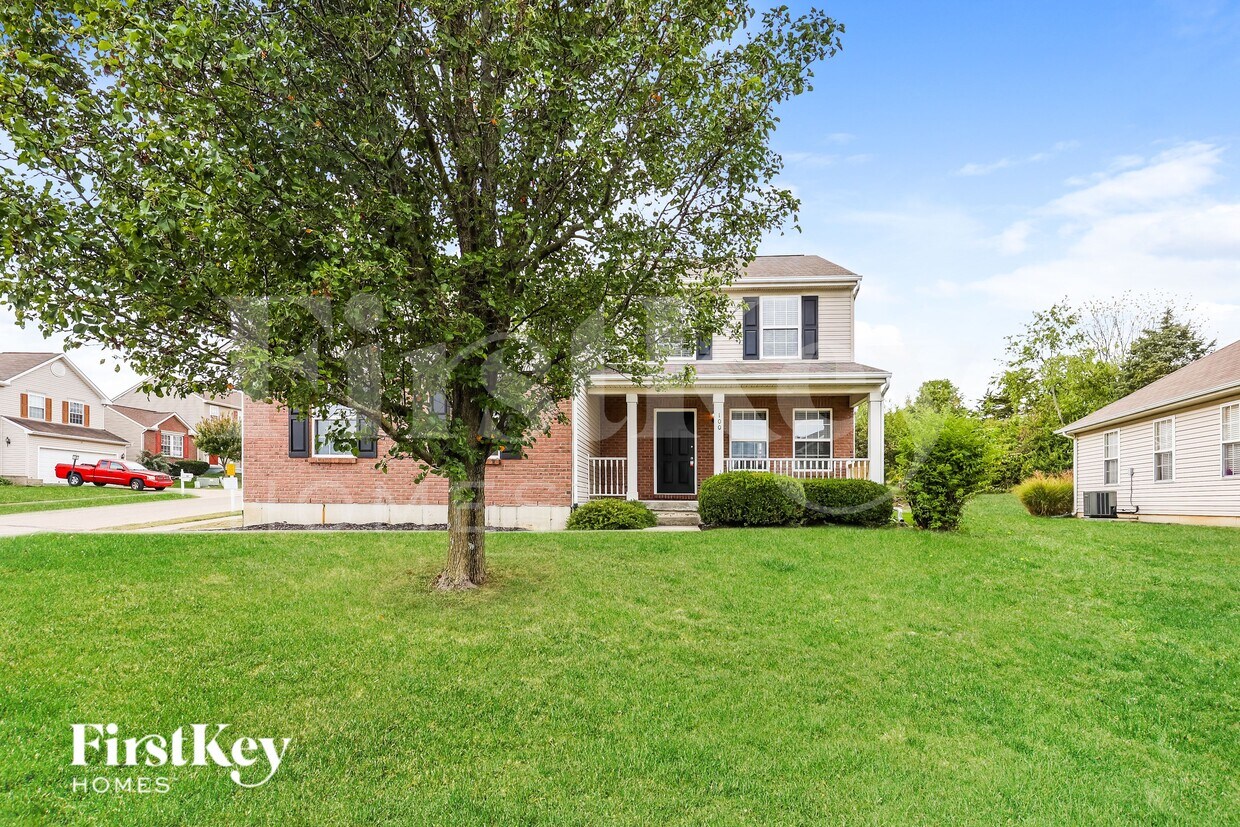 Primary Photo - 100 Teil Tree Ct