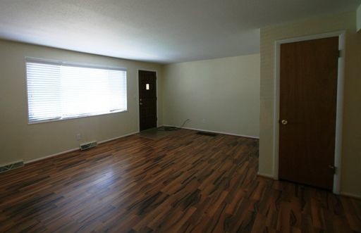 Building Photo - Brick ranch with a finished basement