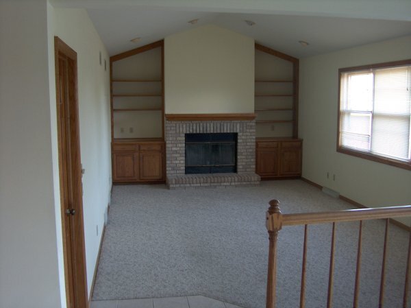 Building Photo - 2912 Ivanhoe Gln