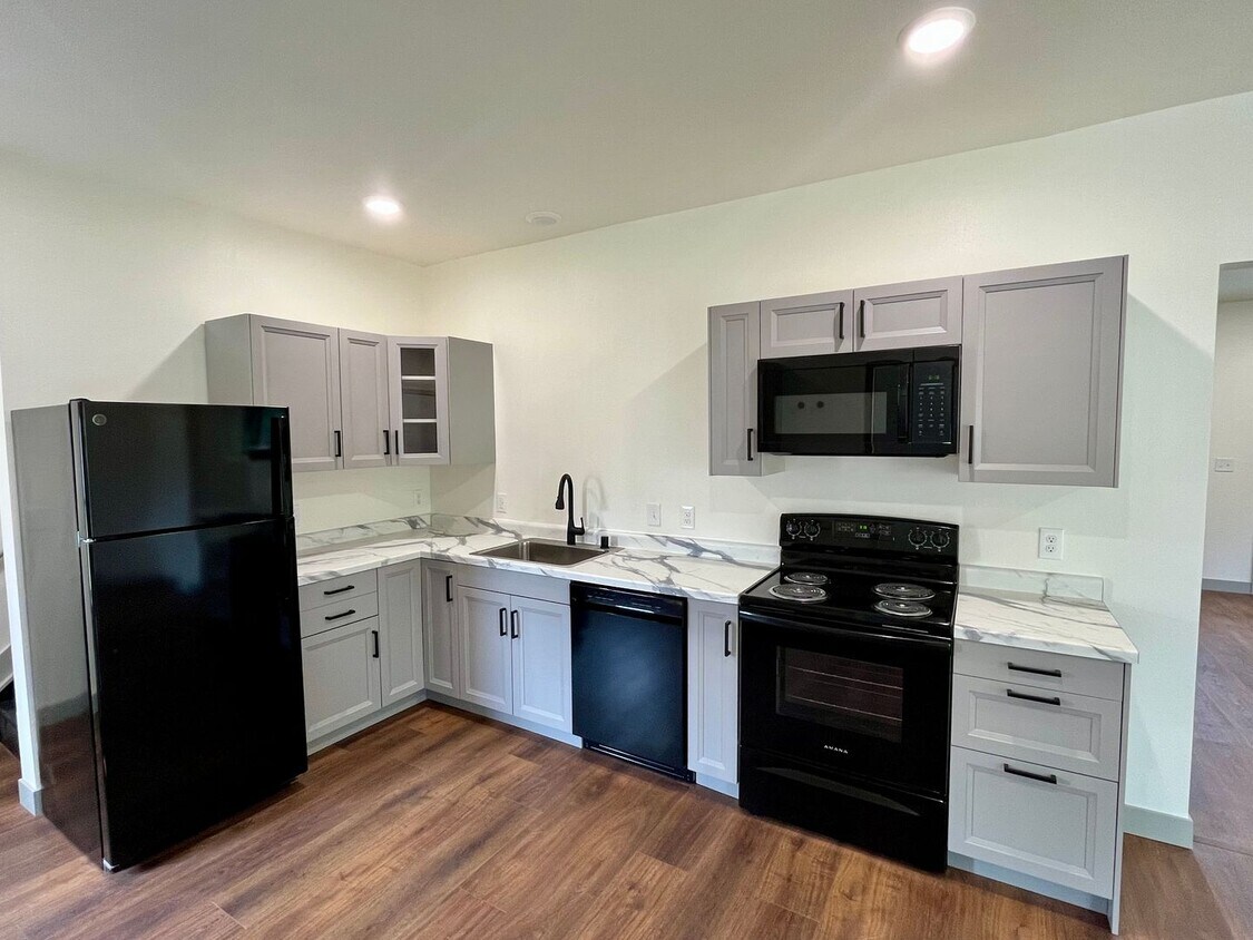 Foto principal - 3 Bed 1.5 Bath Single Family Home in Wausau