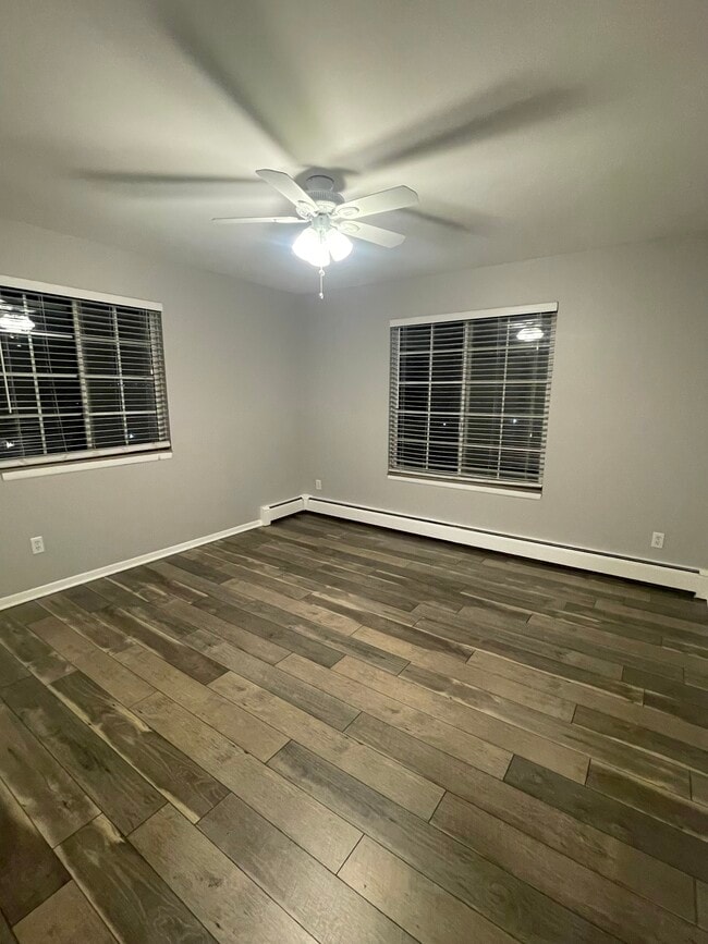 433 Miller Ave Unit 204, Rochester, MI 48307 Condo for Rent in