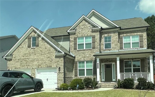 Building Photo - 370 Crestbrook Ln