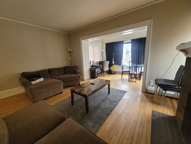 Interior Photo - 2564 Lake
