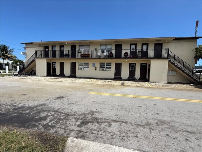 Building Photo - 324 NW 3rd St
