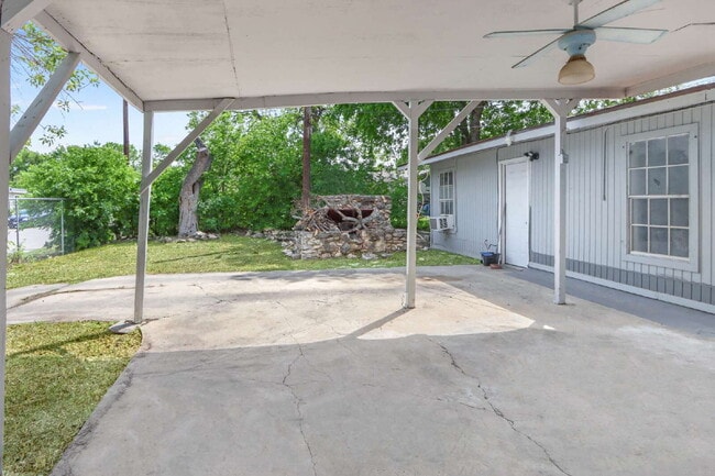 Building Photo - 4602 Centralia Dr