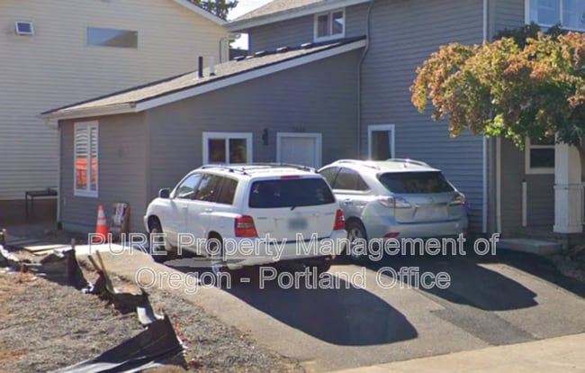Photo - 5684 N Harvard St Apartment