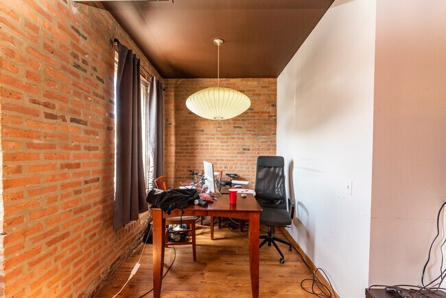 Building Photo - 617 N Racine Ave