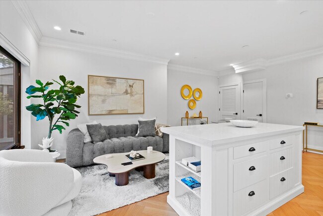 Foto del edificio - 2634 39th St NW
