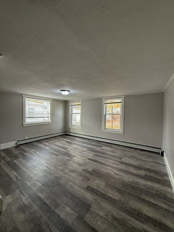 Foto del edificio - 142 Pleasant St