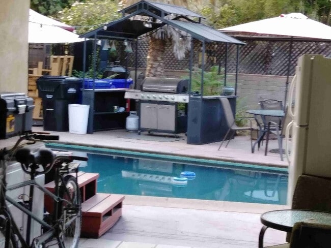 Building Photo - 0 Gary St