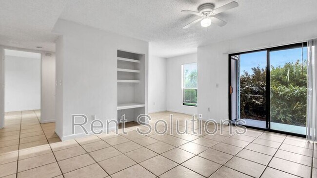 Building Photo - 455 Alt 19