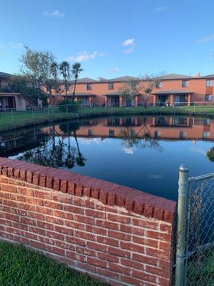 Foto del edificio - 212 San Juan Cir