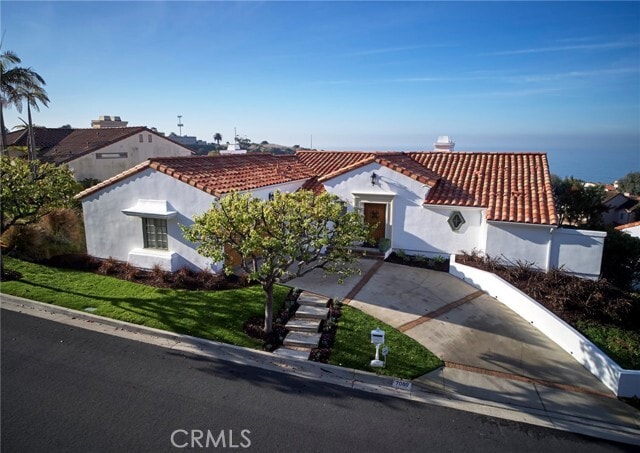 Foto principal - 7080 Vía Del Mar