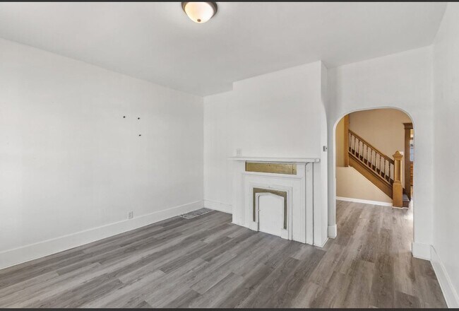 Foto del edificio - 3725 Lincoln Ave