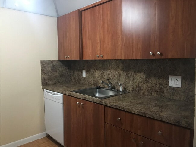 Foto del edificio - 1401 SW 135th Terrace