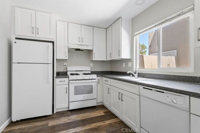Building Photo - 33542 Street of the Blue Lantern