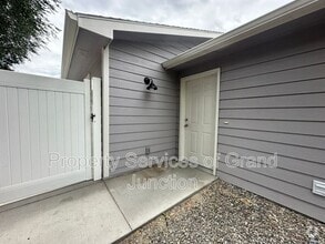Building Photo - 1346 Texas Ave