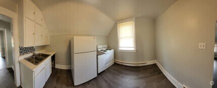 Building Photo - 414 9th Ave