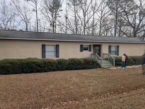 Building Photo - 1019 Riser Rd