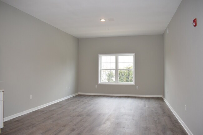 Foto del edificio - 37 Old Trenton Rd
