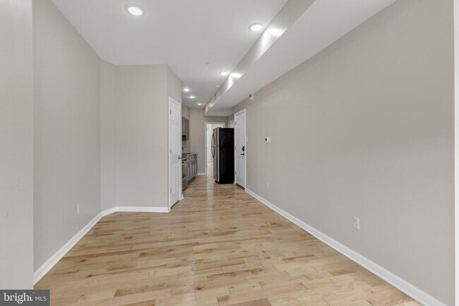 Building Photo - 2604 Frankford Ave